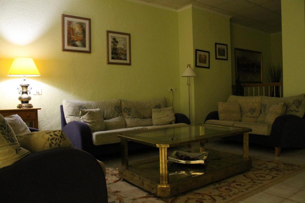 Гостевой дом Casa Ovidio Монтанехос Экстерьер фото